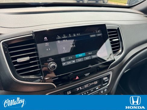 Used 2023 Honda Passport TrailSport image 20