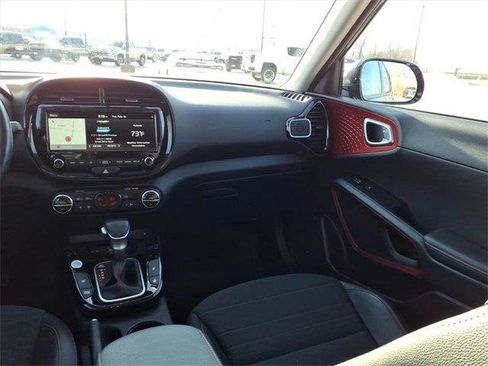 Used 2021 Kia Soul Turbo image 9