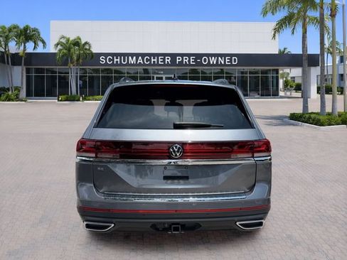 Used 2024 Volkswagen Atlas SE FWD image 6