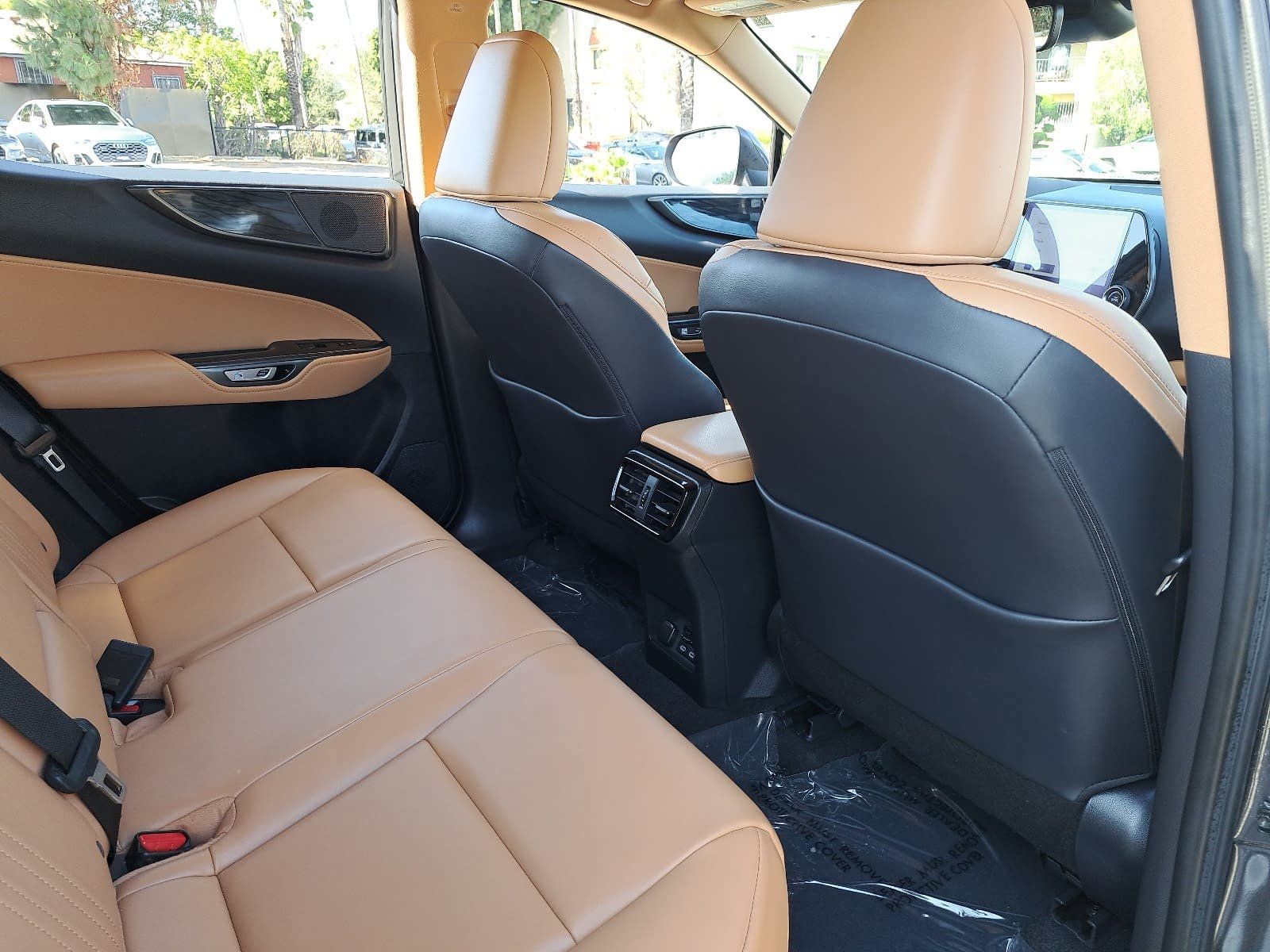Used 2024 Lexus NX 250 FWD w/ Cold Area Package image 11