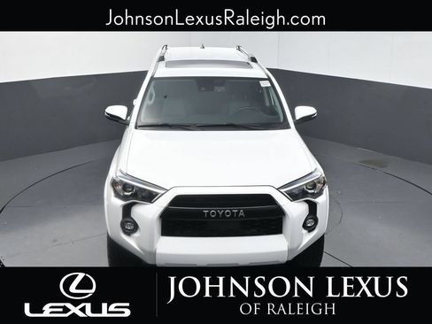 Used 2024 Toyota 4Runner SR5 Premium w/ Moonroof Package AWD/4WD image 24