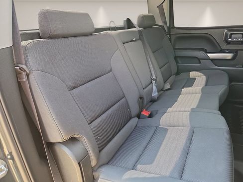 Used 2018 Chevrolet Silverado 1500 LT w/ Texas Edition AWD/4WD image 9