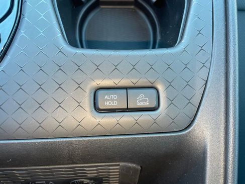 Used 2025 Jeep Wagoneer S Launch Edition w/ Trailer Tow Group image 18