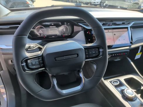 New 2026 Jeep Cherokee Laredo image 32