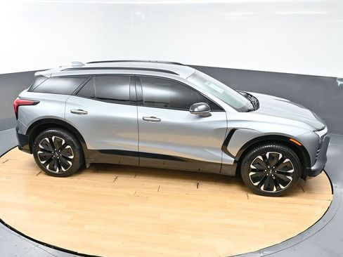 Used 2024 Chevrolet Blazer EV RS AWD/4WD image 47