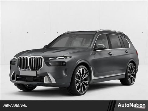 Used 2023 BMW X7 xDrive40i image 1