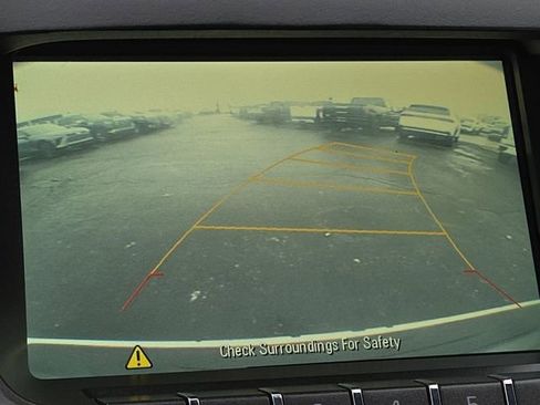 Used 2017 Chevrolet Equinox LS image 3