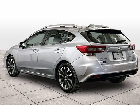Used 2022 Subaru Impreza 2.0i Limited w/ Popular Package #2 AWD/4WD image 10