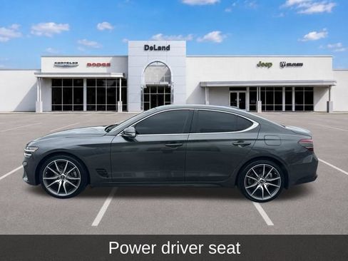 Used 2023 Genesis G70 2.0T RWD image 5