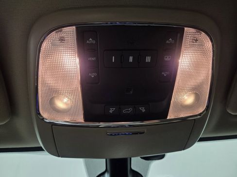 Used 2021 Jeep Grand Cherokee Limited w/ Luxury Group II RWD image 14