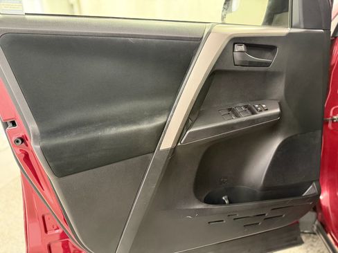 Used 2018 Toyota RAV4 LE w/ All Weather Liner Package image 11