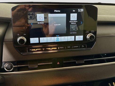 Used 2024 Mitsubishi Outlander SE Black Edition image 18