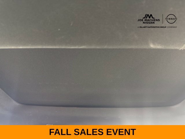 Used 2017 Ford Explorer XLT w/ Equipment Group 202A AWD/4WD image 37