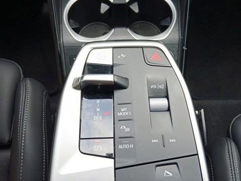 Certified 2025 BMW X1 M35i w/ Premium Package AWD/4WD image 21