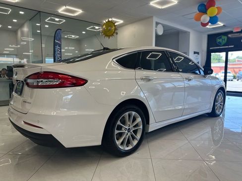 Used 2019 Ford Fusion Energi Titanium image 12