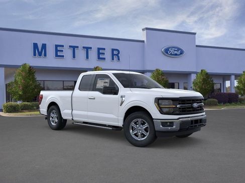 New 2025 Ford F150 XLT w/ Equipment Group 301A Standard RWD image 29