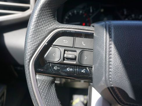 Used 2023 Toyota Tundra Limited w/ Power Package image 8