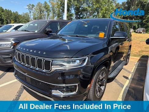 Used 2024 Jeep Wagoneer Series III AWD/4WD image 1