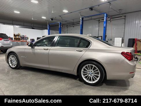 Used 2015 BMW 750Li xDrive image 13