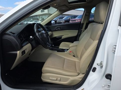 Used 2016 Acura ILX FWD image 14