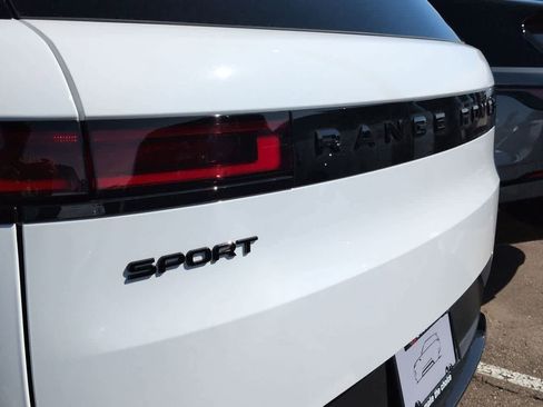 New 2026 Land Rover Range Rover Sport SE image 12