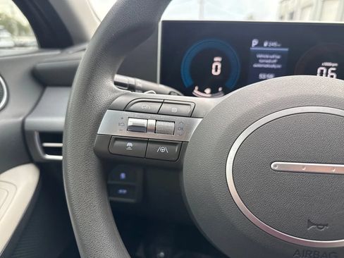 Used 2025 Hyundai Sonata SEL FWD image 22