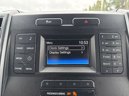 Used 2017 Ford F150 XLT AWD/4WD image 29