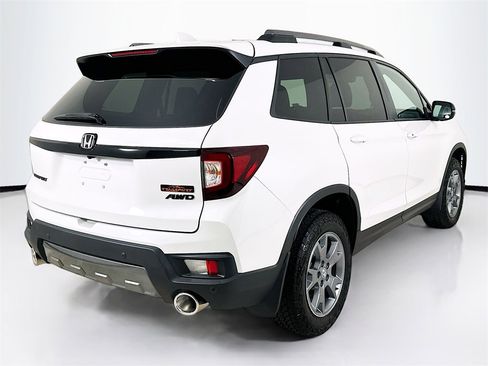 Used 2025 Honda Passport TrailSport image 4