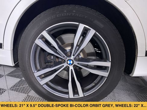 Used 2021 BMW X7 M50i AWD/4WD image 17