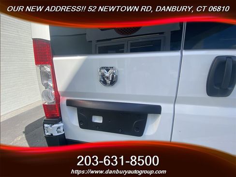 Used 2025 RAM ProMaster 2500 w/ U-Haul Equipment Group FWD image 33