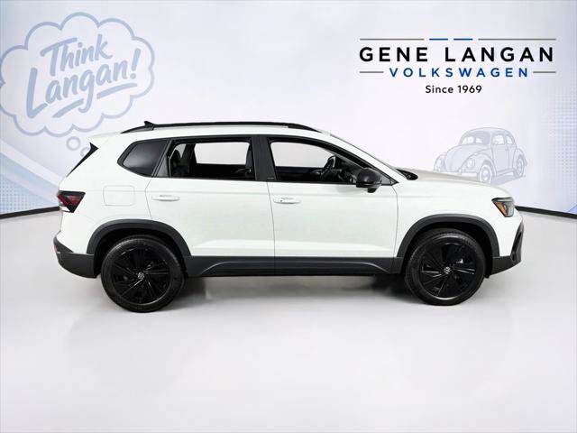 New 2027 Volkswagen Taos Sport AWD/4WD image 4