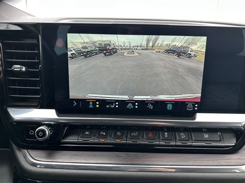 Used 2023 GMC Sierra 1500 SLT w/ SLT Premium Plus Package image 24