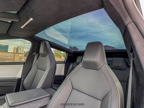 Used 2024 Tesla Cybertruck Cyberbeast AWD/4WD image 32