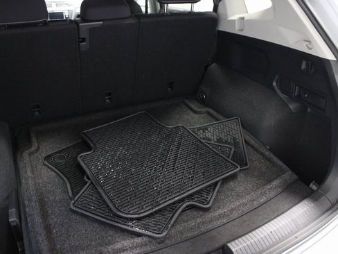 Used 2022 Volkswagen Tiguan S image 18