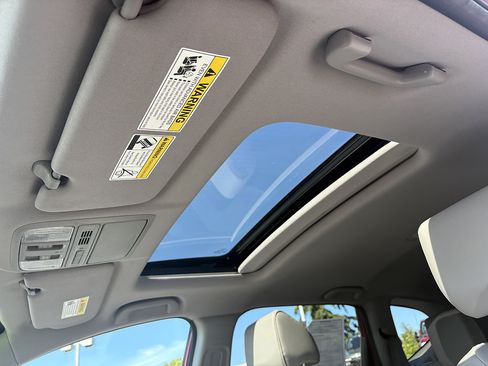 Used 2022 Honda CR-V EX-L image 28