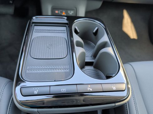 New 2026 Hyundai Ioniq 5 SEL image 20