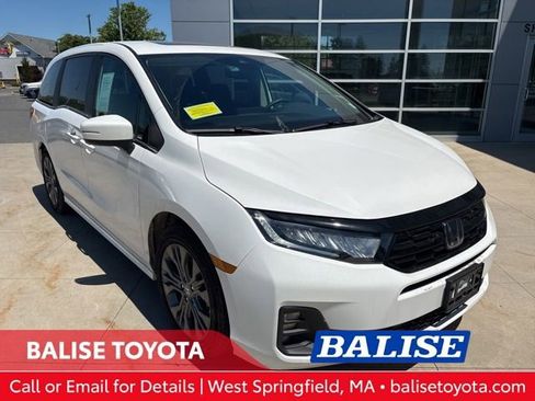 Used 2026 Honda Odyssey Touring image 1