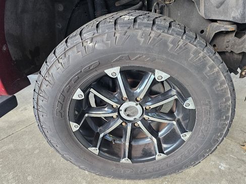 Used 2013 Ford F350 Platinum image 9