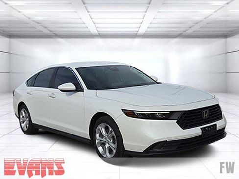 Used 2023 Honda Accord LX image 1