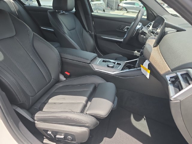 Used 2026 BMW 330i Sedan RWD image 34