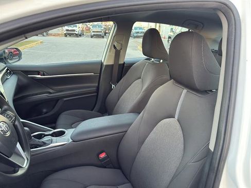 Used 2024 Toyota Camry LE image 13