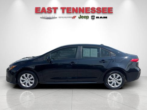 Used 2026 Toyota Corolla LE FWD image 6