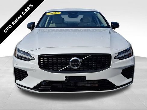 Certified 2025 Volvo S60 T8 Plus AWD/4WD image 3