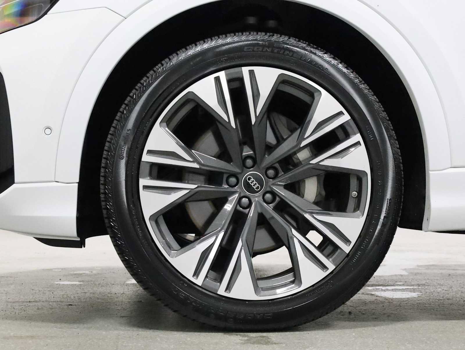 Certified 2026 Audi Q8 Premium Plus AWD/4WD image 38
