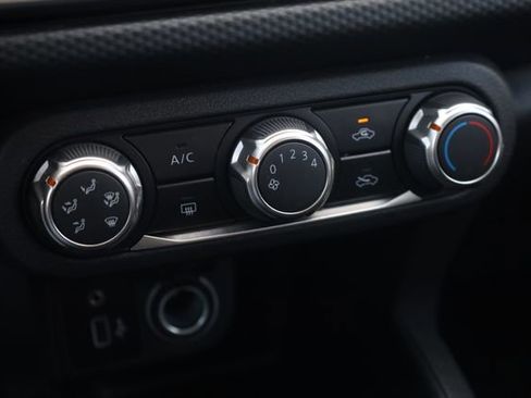Certified 2025 Nissan Kicks Play S FWD image 16