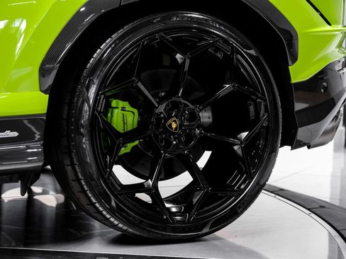Used 2023 Lamborghini Urus Performante AWD/4WD image 74