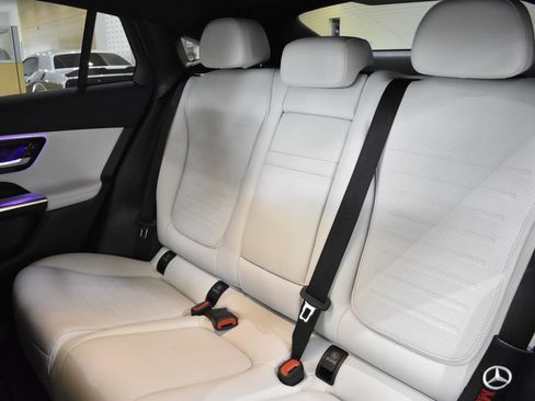 Certified 2024 Mercedes-Benz GLC 300 4MATIC image 32