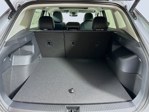 New 2026 Volkswagen Tiguan SE AWD/4WD image 22