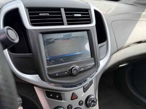 Used 2017 Chevrolet Sonic LT FWD image 18