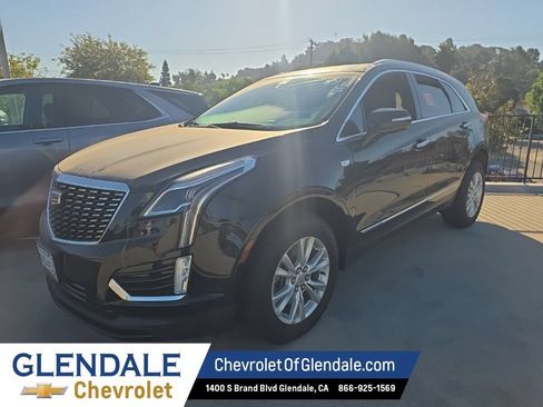 Used 2022 Cadillac XT5 Luxury FWD image 2